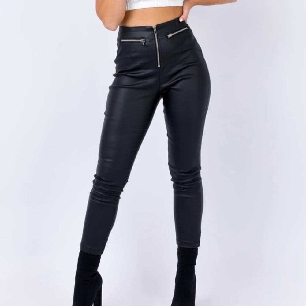 Princess Polly Flagstaff pants